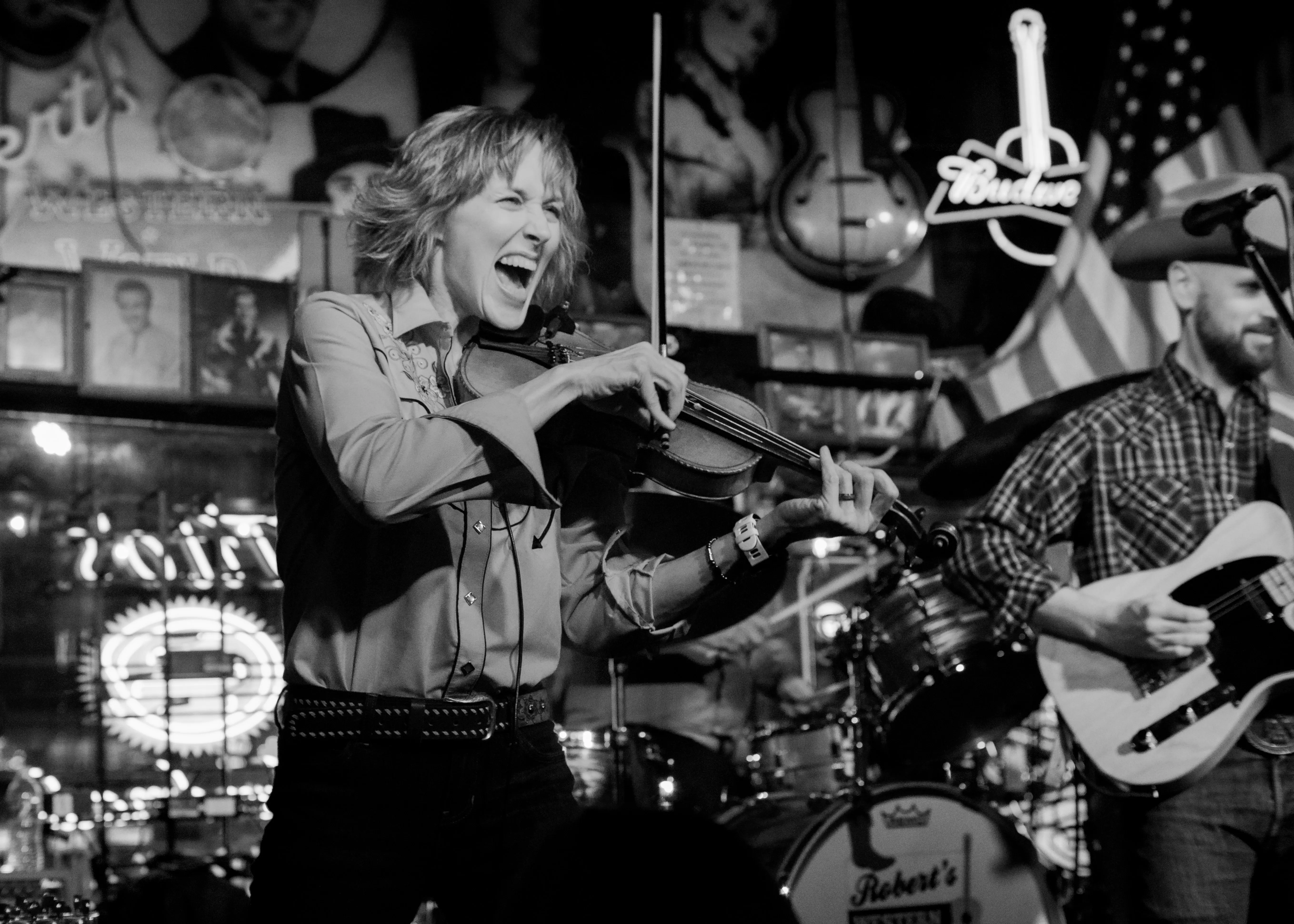 A fiddle player at Robert's Western world.